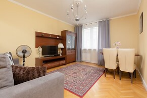 Miodowa Apartment Krasiński Garden