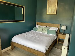 The Hole In The Wall