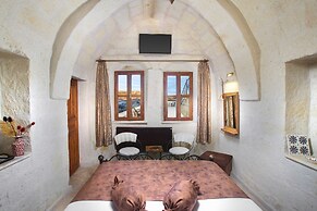 Romantic Cave Hotel