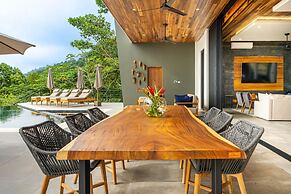Casa Amigos - Breathtaking Luxe Ocean View Villa