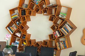 Luxe 4 Bdrm Villa w Epic Oceanview Infinity Pool