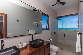 Dreamy Jungle Ocean-view Luxury Villa w Pool