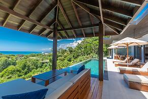 Dreamy Jungle Ocean-view Luxury Villa w Pool