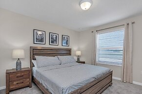 1220aloha 6 Bedroom Villa by Redawning