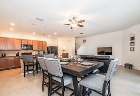 Amazing 4br Resort Townhome W/ Splash Pool-4686td 4 Bedroom Villa by R