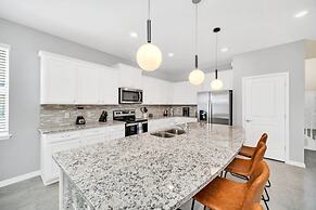 2089elcir 8 Bedroom Villa by RedAwning