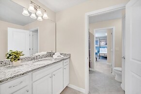 2089elcir 8 Bedroom Villa by RedAwning