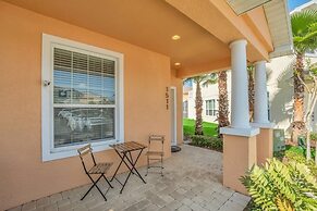 1511retreat 3 Bedroom Townhouse by Redawning