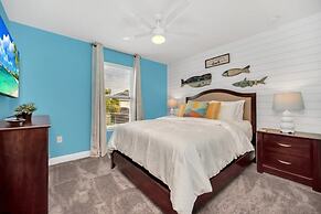 Ultimate 6 Bedroom Villa by Redawning