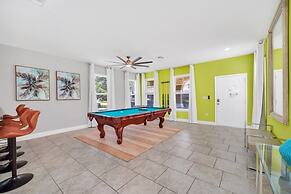 Ultimate 6 Bedroom Villa by Redawning