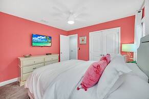 Ultimate 6 Bedroom Villa by Redawning