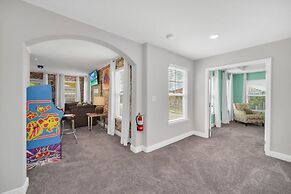 Ultimate 6 Bedroom Villa by Redawning