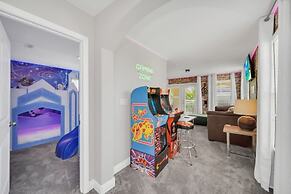 Ultimate 6 Bedroom Villa by Redawning