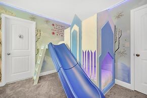 Ultimate 6 Bedroom Villa by Redawning