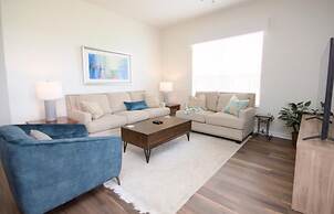 Penthouse Lake View 3 Bed Condo Convention Center 3 Bedroom Condo by R