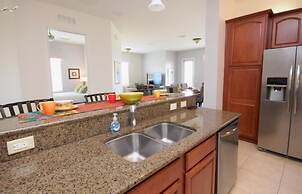 Penthouse Lake View 3 Bed Condo Convention Center 3 Bedroom Condo by R