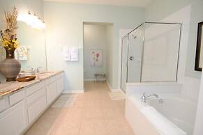 Penthouse Lake View 3 Bed Condo Convention Center 3 Bedroom Condo by R