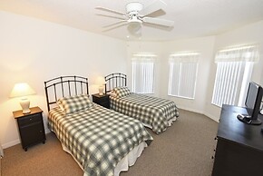 Lakeside 4-bed Pool Home At Villa Sol 4 Bedroom Home by Redawning