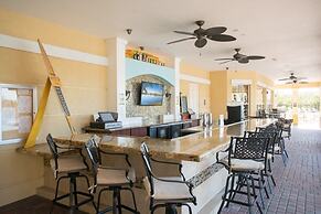 Vista Cay Star 3 Bedroom Condo by Redawning