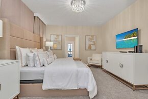 2126 Elani Brand New Windsor Island Resort 10 Bedroom Villa by RedAwni