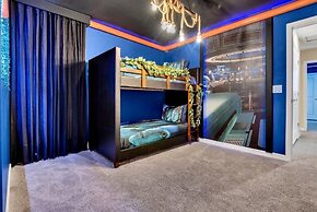 2126 Elani Brand New Windsor Island Resort 10 Bedroom Villa by RedAwni