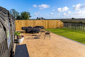 Veiko - Mayflower Meadow