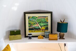 Veiko - Mayflower Meadow