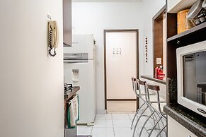 Ape tamanho família com garagem