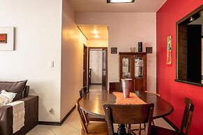 Ape tamanho família com garagem