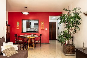 Ape tamanho família com garagem