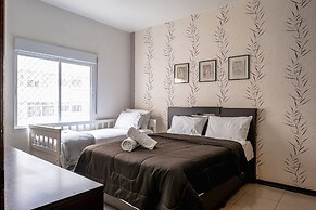 Ape tamanho família com garagem