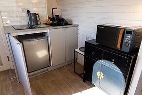 Indrek - Mayflower Meadow