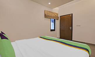 Treebo Vista Lago With Lake View