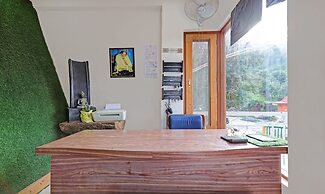 Treebo Vista Lago With Lake View