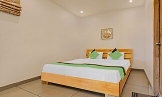 Treebo Vista Lago With Lake View