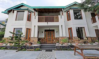 Treebo Vista Lago With Lake View