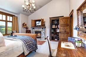 Lookout Drive 5 Bedrooms PLO-6599 by KBM