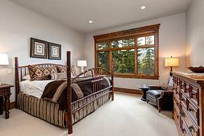 Lookout Drive 5 Bedrooms PLO-6599 by KBM