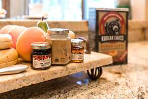 Lookout Drive 5 Bedrooms PLO-6599 by KBM