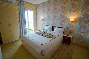 GREAT HOLIDAY RESIDENCE