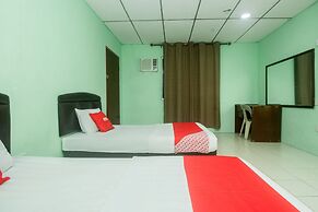 OYO 90124 Payang Puri Baru Hotel