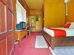 OYO 90595 Pelangi Beach Resort Cherating