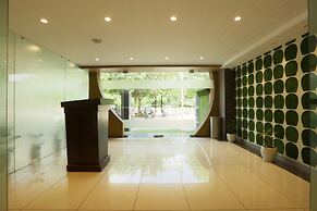 Hotel Sakura by Maps, GURGAON