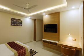 Hotel Sakura by Maps, GURGAON