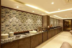 Hotel Sakura by Maps, GURGAON