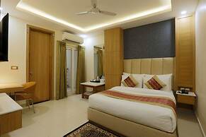 Hotel Sakura by Maps, GURGAON