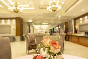 Hotel Sakura by Maps, GURGAON