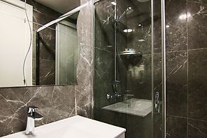 Phaedrus Living Luxury Suite Nicosia 504