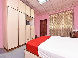 Super OYO 90599 Villa De Rose