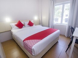 Super OYO 897 iBC36 Business Stay